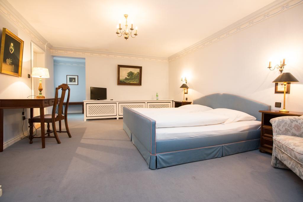 Schoekel'S Hotel Und Restaurant Elze Extérieur photo